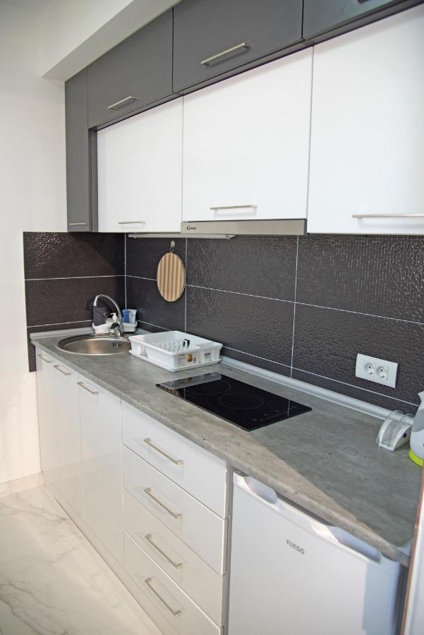 אוהריד All Seasons Apartments מראה חיצוני תמונה